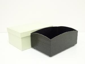 漆塗櫛形莨盆（箱付）